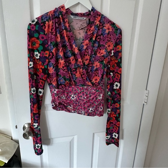 Floral Long Sleeve Blouse - Picture 1 of 9